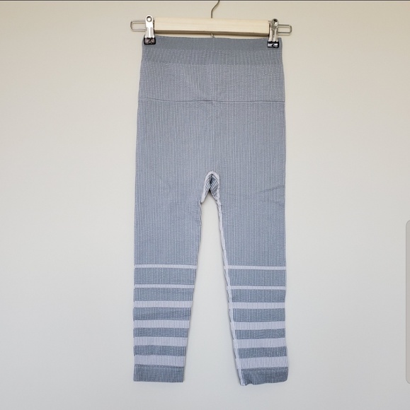 Set Free People Top & Extra High Rise Legging xs - Picture 5 of 5